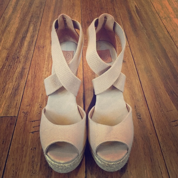 Beige Tory Burch platform sandals
