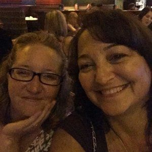 Meet your Posher, Lyndsey