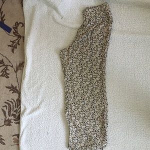 Cute hippy flower flare pants.