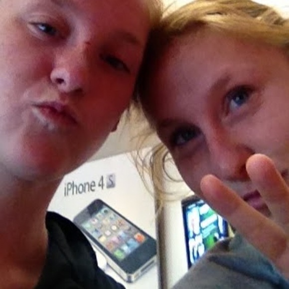 Meet your Posher, Valerie