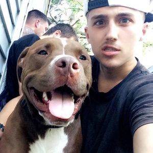 Meet your Posher, Derek