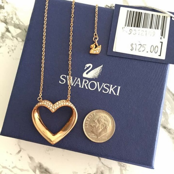 ‼️SOLD‼️✨Swarovski✨ Rose Gold Heart Necklace - Picture 4 of 4