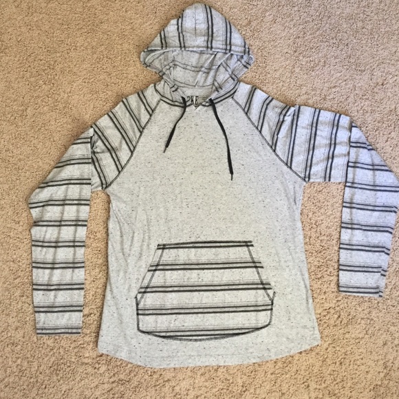 BKE long sleeve hooded Tshirt