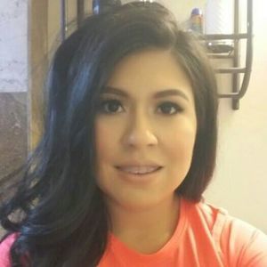 Meet your Posher, Mia