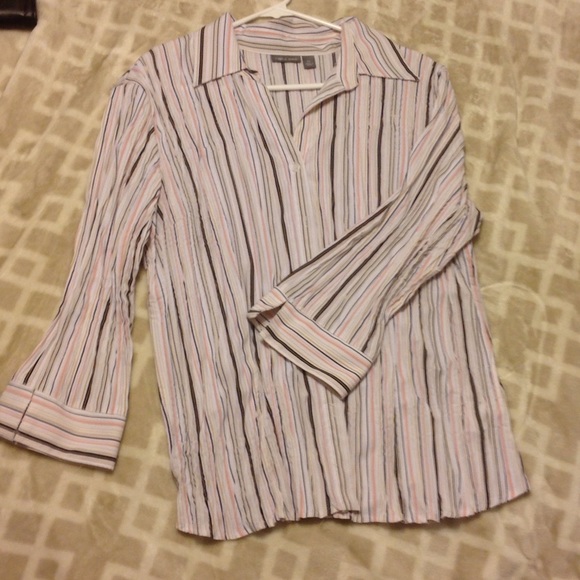 APT 9 collard button down, scrunched look. Size XL - Picture 2 of 3