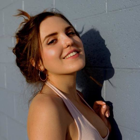 Meet your Posher, Brianna - Picture 1 of 1