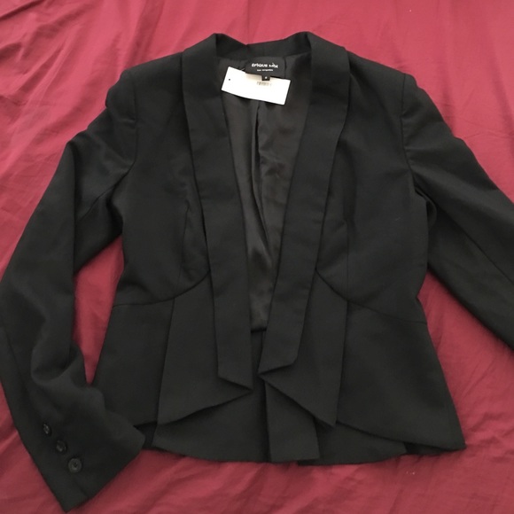 Pleated blazer (black)