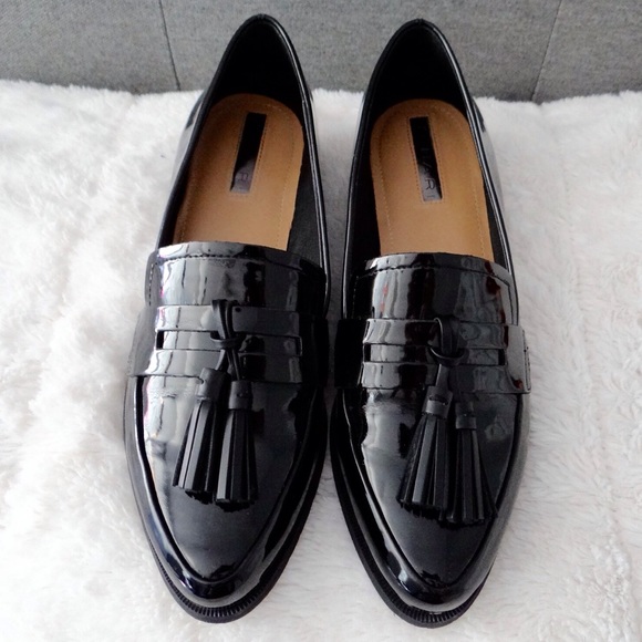 Tahari loafers Clearance