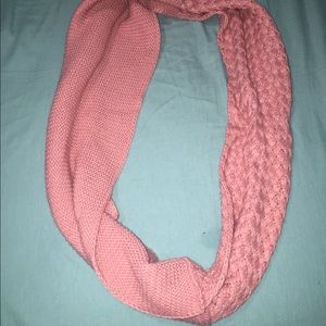 Crochet infinity scarf