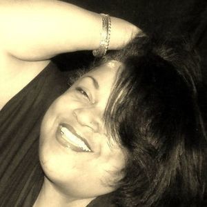 Meet your Posher, Venessa