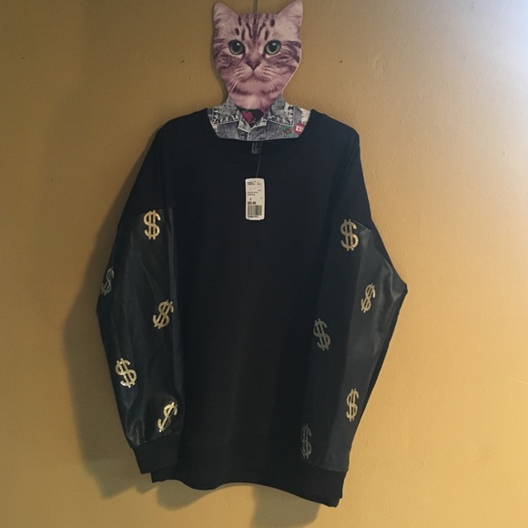 Black oversized sweater with money signs 💰