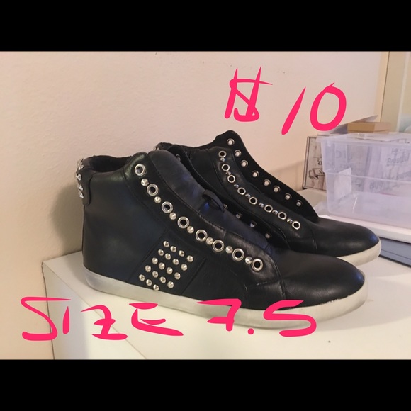 SHOES!!! - Picture 3 of 3