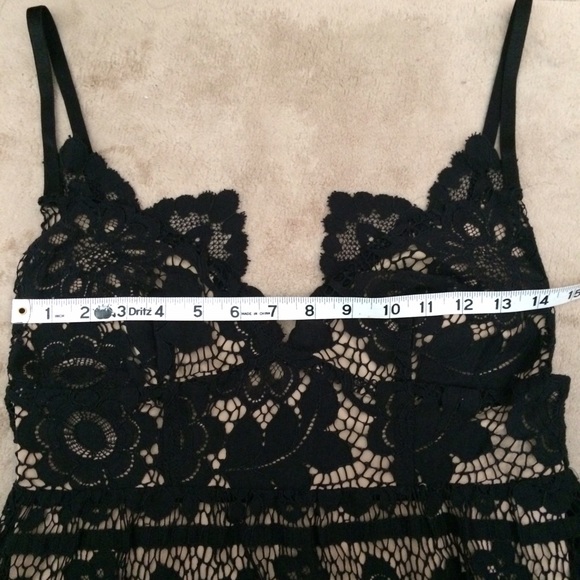 For love and lemons Gianna dress - Picture 4 of 5