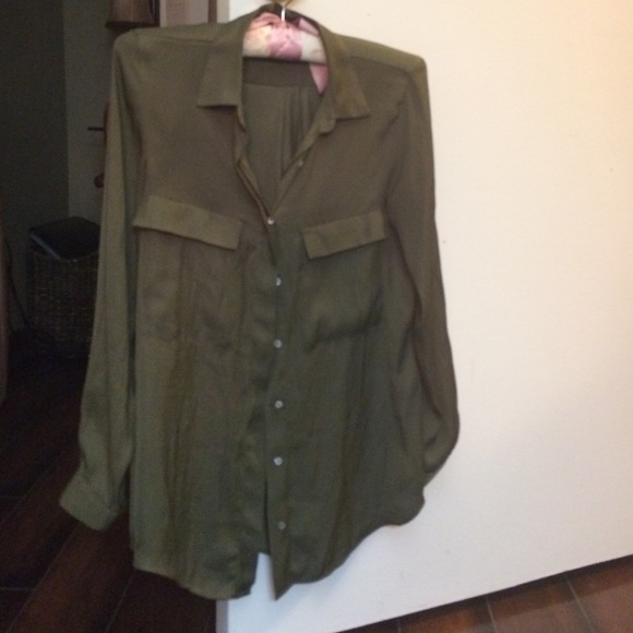 Zara hunter green, silk size small