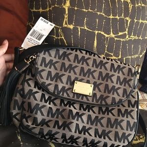AUTHENTIC Michael Kors black shoulder bag