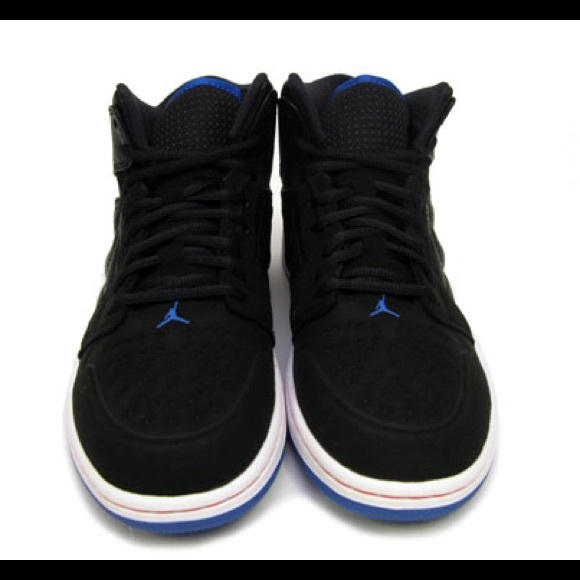 Nike Air Jordan 1 Retro '99 Sneakers