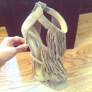 Steve Madden "Fringly" Suede Taupe Fringe Sandal