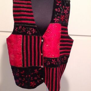 Red/Black vest