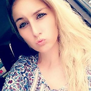 Meet your Posher, Tessa