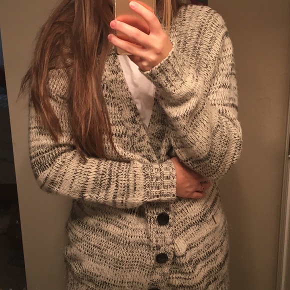 F21 thick cardigan sweater🍂