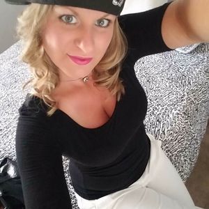 Meet your Posher, Tessa