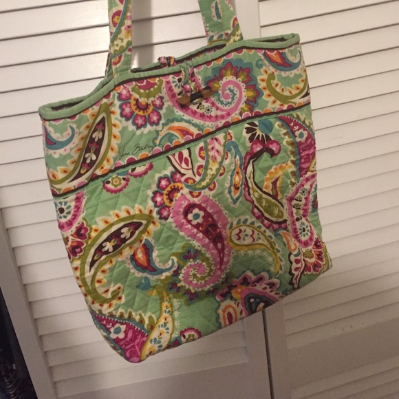 LAST DAY FOR PURCHASES- Vera tote
