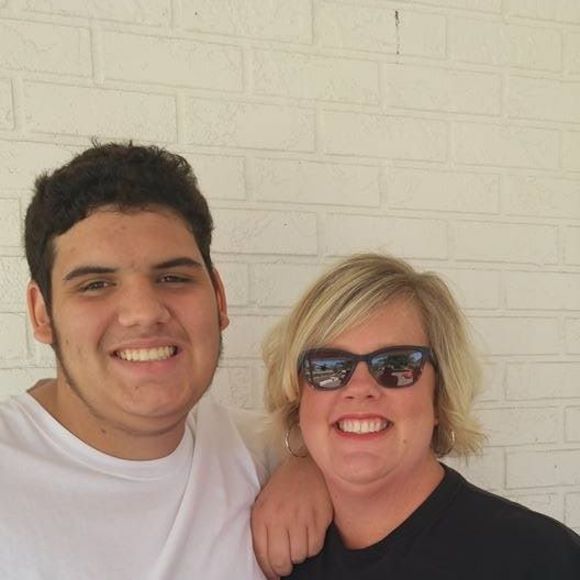 Meet your Posher, Amy - Picture 1 of 1