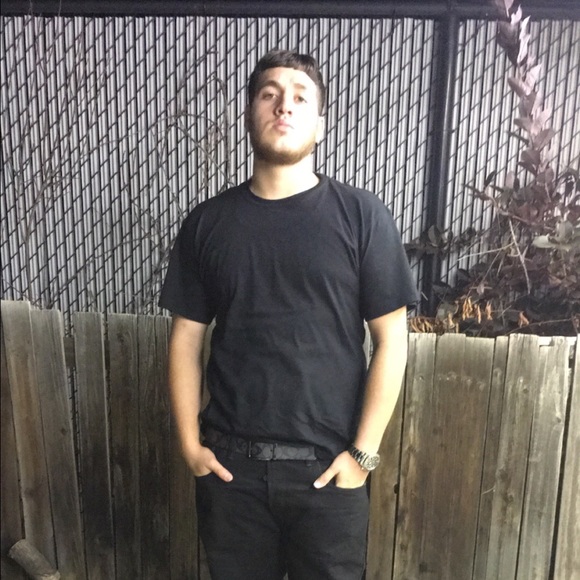 Meet your Posher, Mohamed