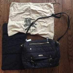Burberry nylon messenger diaper bag and pad