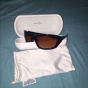 Women's Oakley sunglasses.