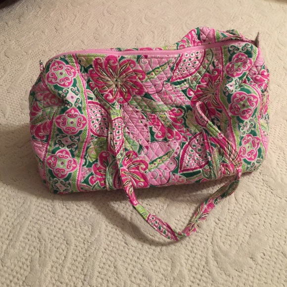 Vera Bradley Handbags - Medium size Vera Bradley Duffle Bag