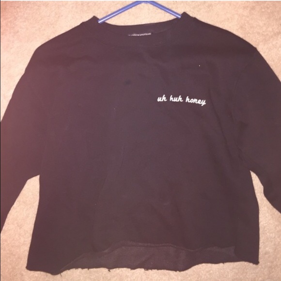 BRANDY MELVILLE SWEATER