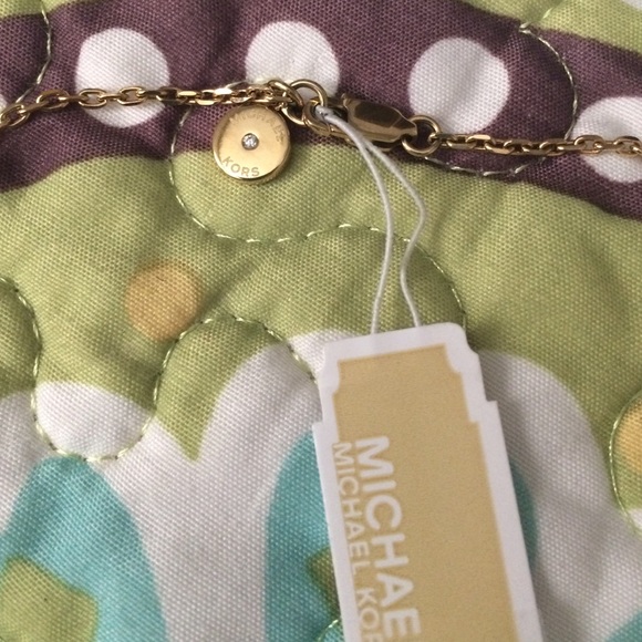‼️CLEARANCE‼️•Michael Kors Tortoise Disk Necklace• - Picture 4 of 5