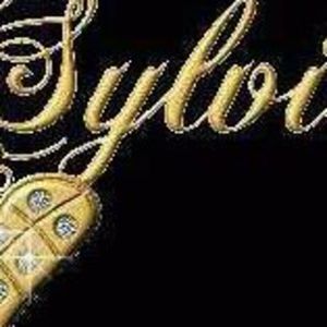 Meet your Posher, Sylvia