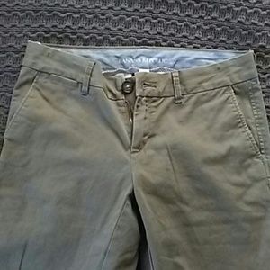 Banana Republic weekend chino size 2