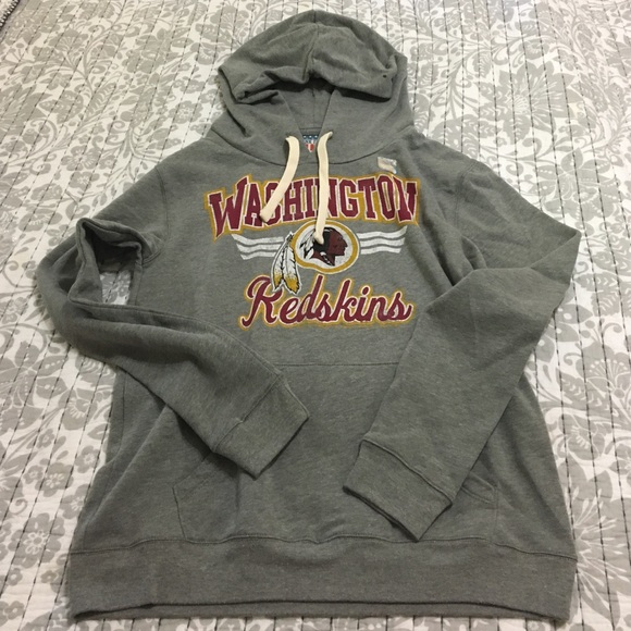 Washington redskins hoodie / small / brand new