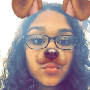 Meet your Posher, Eva