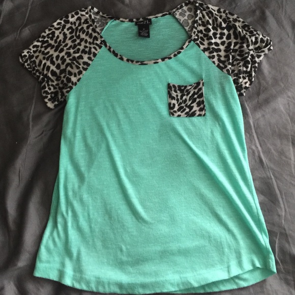 Mint Cheetah Print Pocket Tee