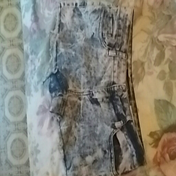 Faded pink denim shorts