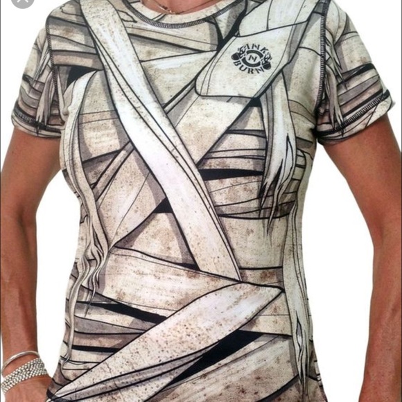 InknBurn mummy capris and matching tee!