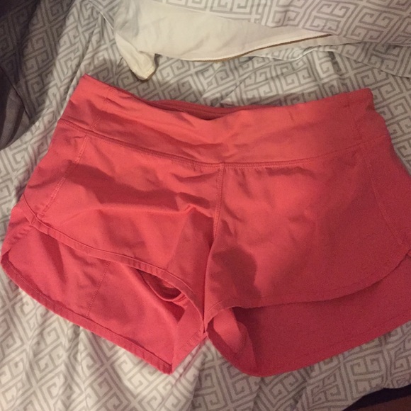 LULULEMON SHORTS!