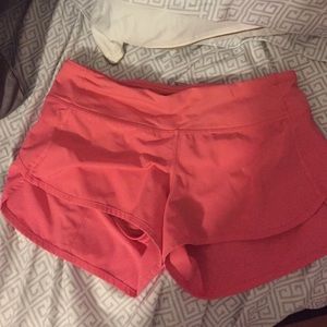 LULULEMON SHORTS!