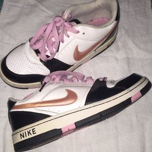 Nike casual women's shoes