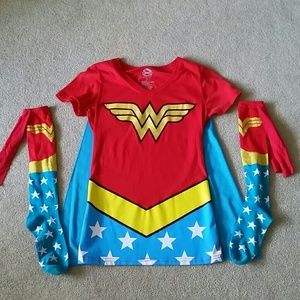 Wonder women caped tee with caped socks