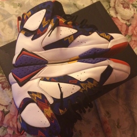 Shoes - Picture 2 of 2