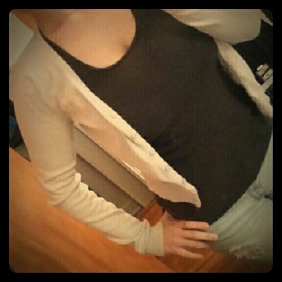 Off-white basic cardigan - Picture 1 of 4