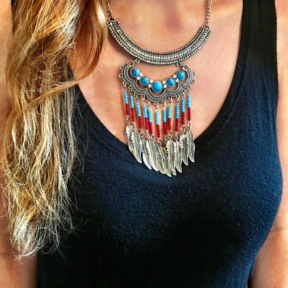 Vintage Leaves Boho Statement Necklace Earrings - Picture 3 of 4