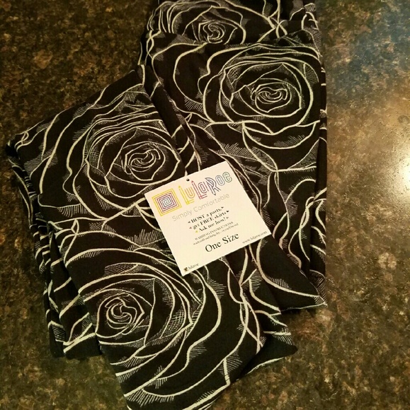 NWT LuLaRoe UNICORN print Roses!!!
