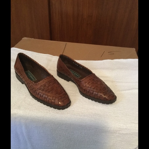 Cole Haan basket weave brown shoes