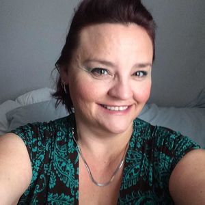 Meet your Posher, Isela